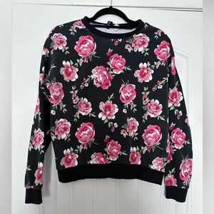 Super cute faded black H&M sweatshirt size M